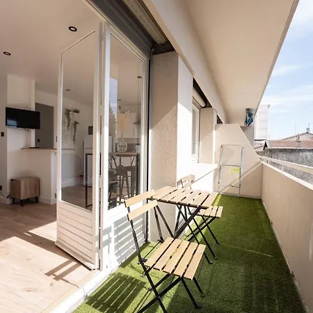 Apartment Studio Moderne Refait A Neuf Avec Balcon Valence (Drome)